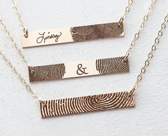 Fingerprint-engraved Jewelry, a seal of love